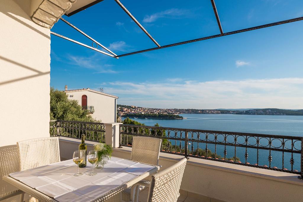 Apartments Panorama 2 Trogir Exterior photo